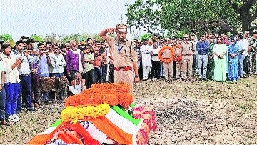 Last rites of martyred ASI performed