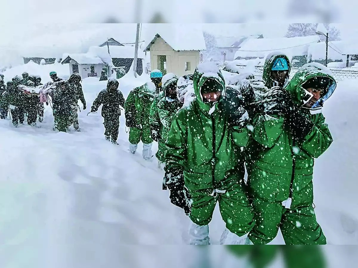 50 workers rescued four die