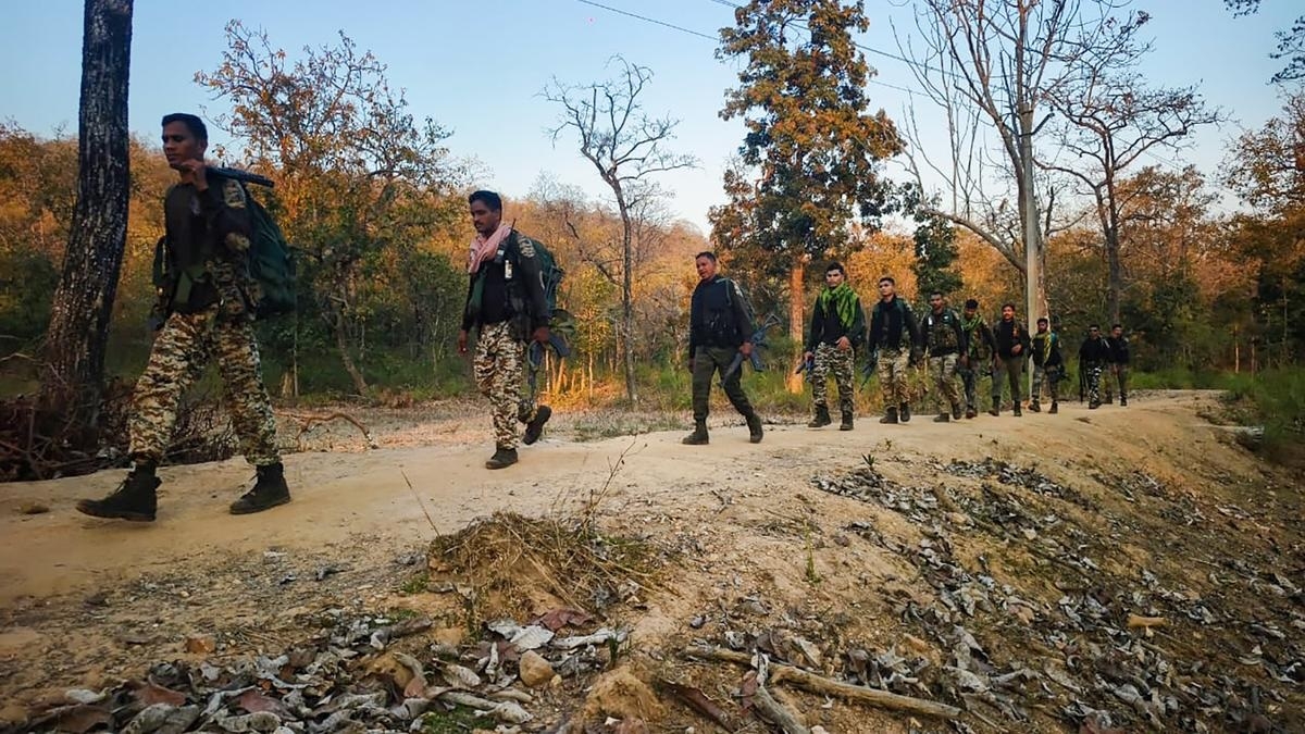 Jawans returning from the encounter site