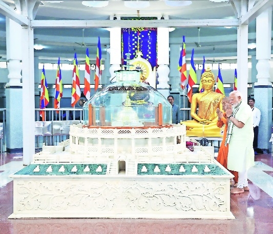 PM Modi paying respects to Dr Ambedkar at Deekshabhoomi