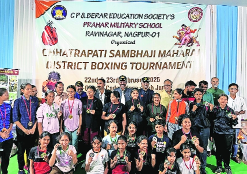 District-level boxing competition concludes