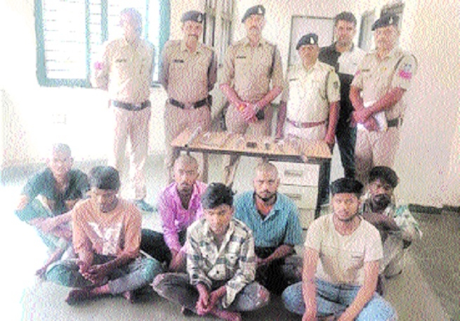Police personnel along with the accused