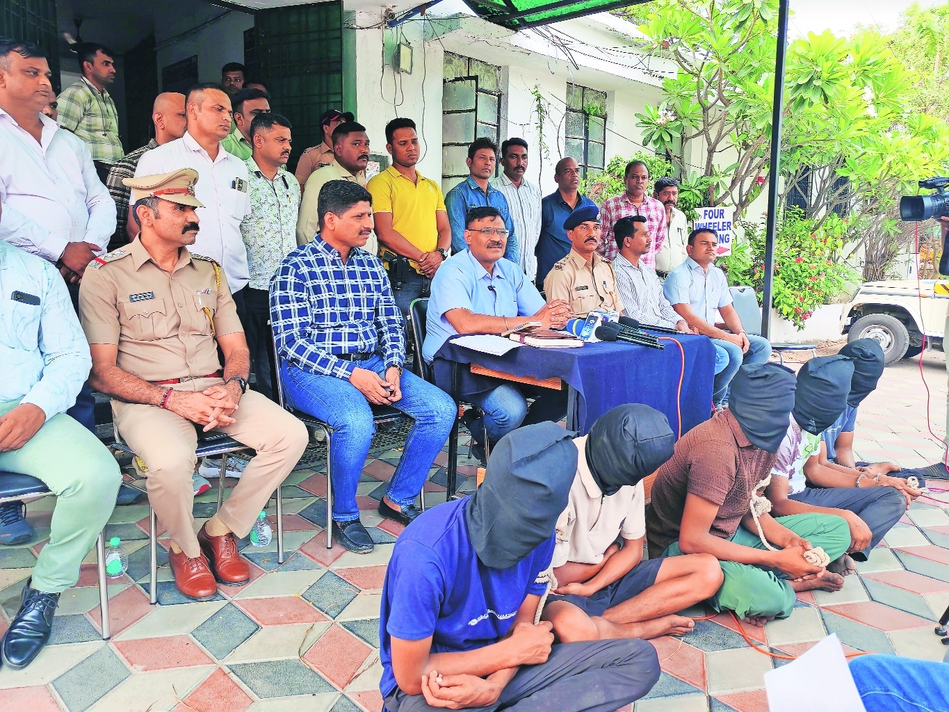 Five arrested in Avinash Bhusari murder case