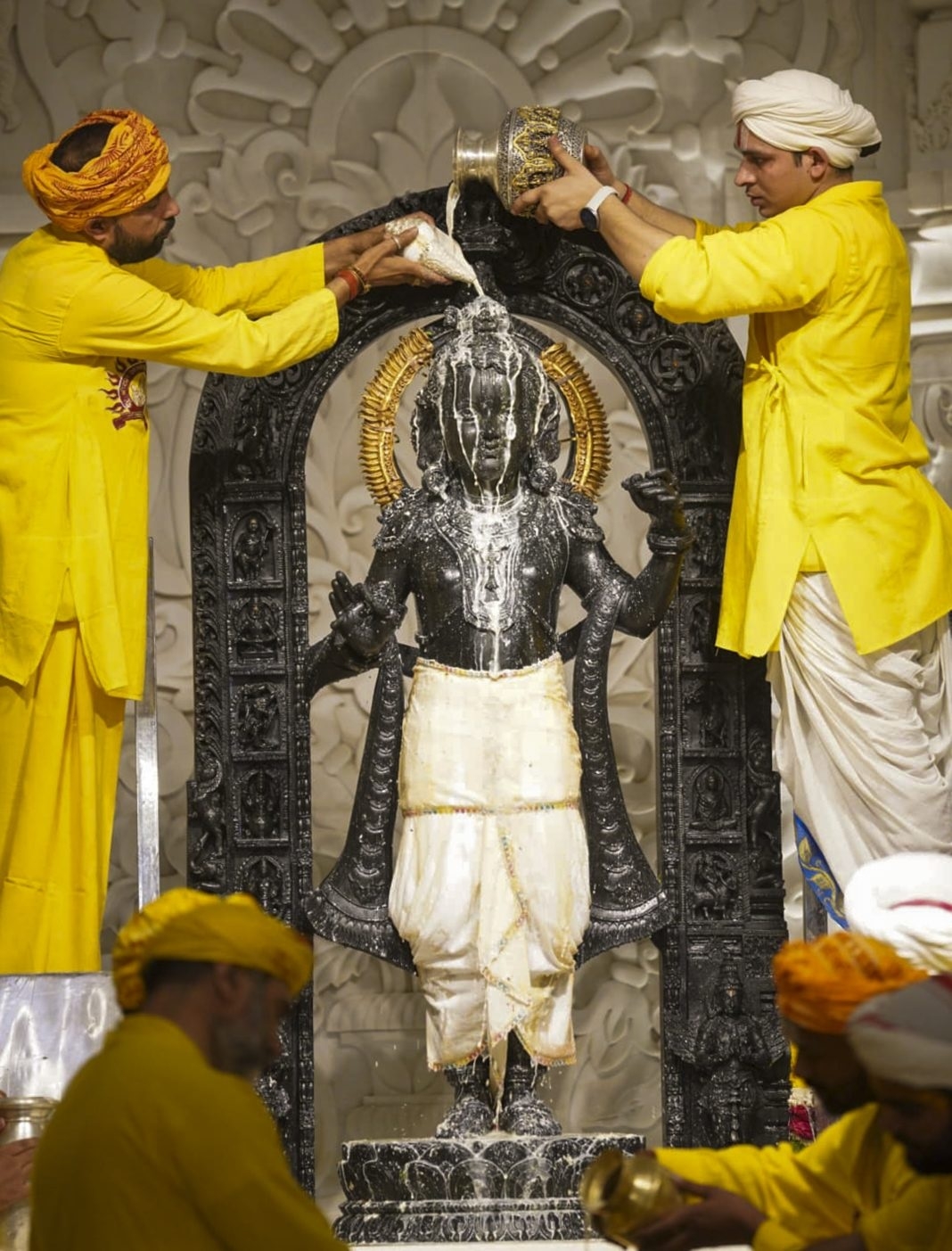 Ram Lalla statue being anointed on the Ram Navami