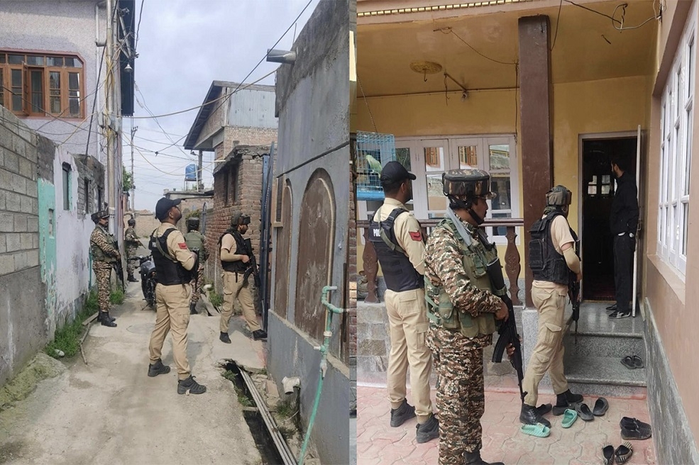 Raids at 20 locations in Valley for terror links