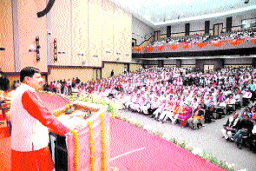 Chief Minister Dr Mohan Yadav addressing the felicitation