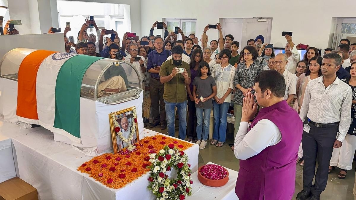Jayant Narlikar cremated