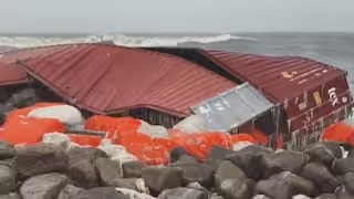 Containers from sunken Liberian ship wash ashore