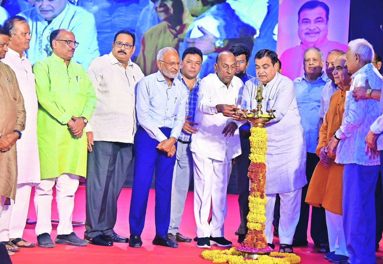 Samya Samya Maifilit Majhya wins hearts