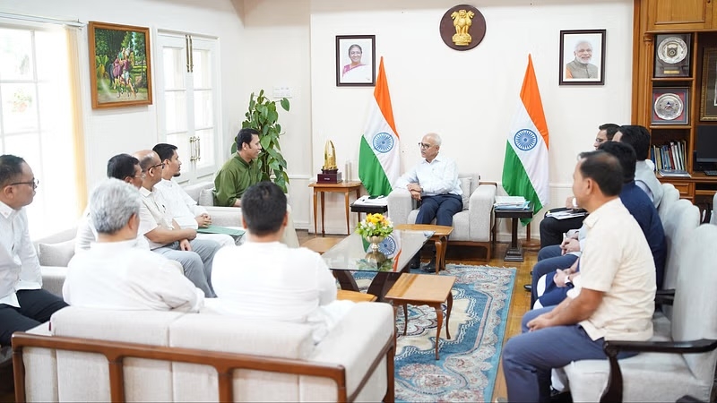 44 MLAs ready to form Govt in Manipur