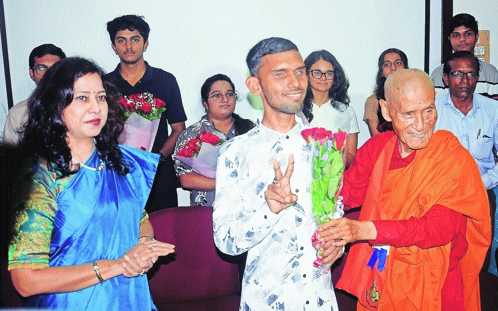 Divyang Imtiyaz Khan