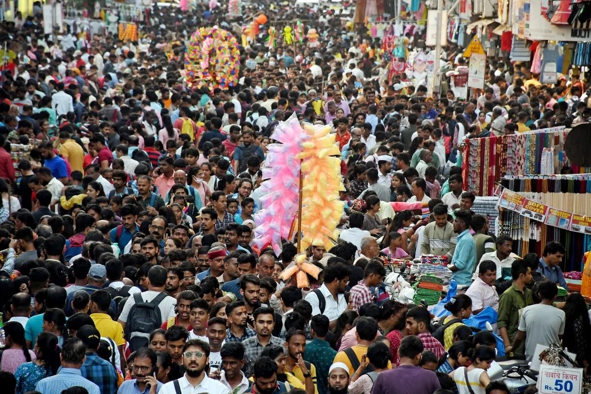 Indias population touches 146 bn
