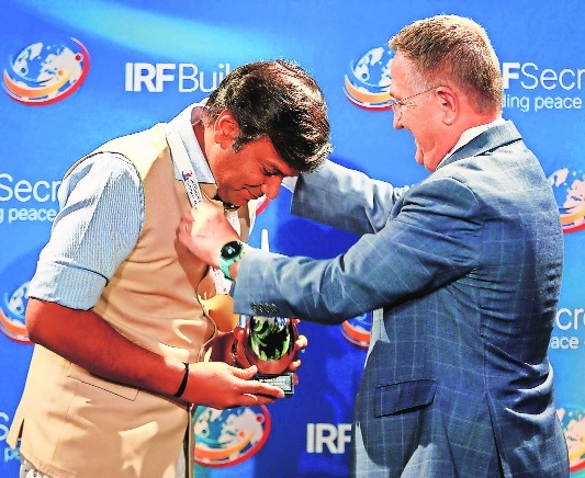 Dr Rahul Karad honoured 