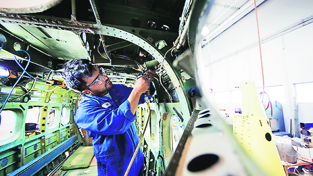 Helicopter manufactur