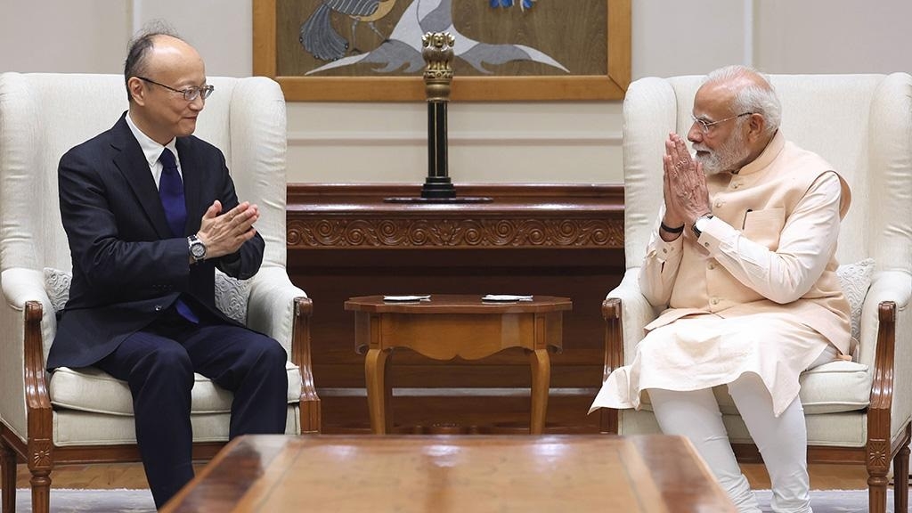 President Masato Kanda meets Prime Minister