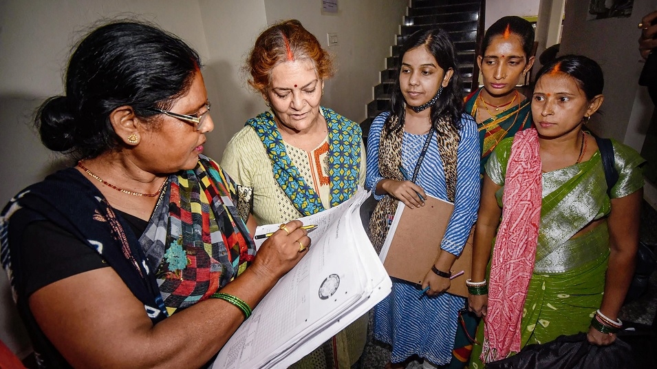 EC mulls house to-house verification before Bihar polls