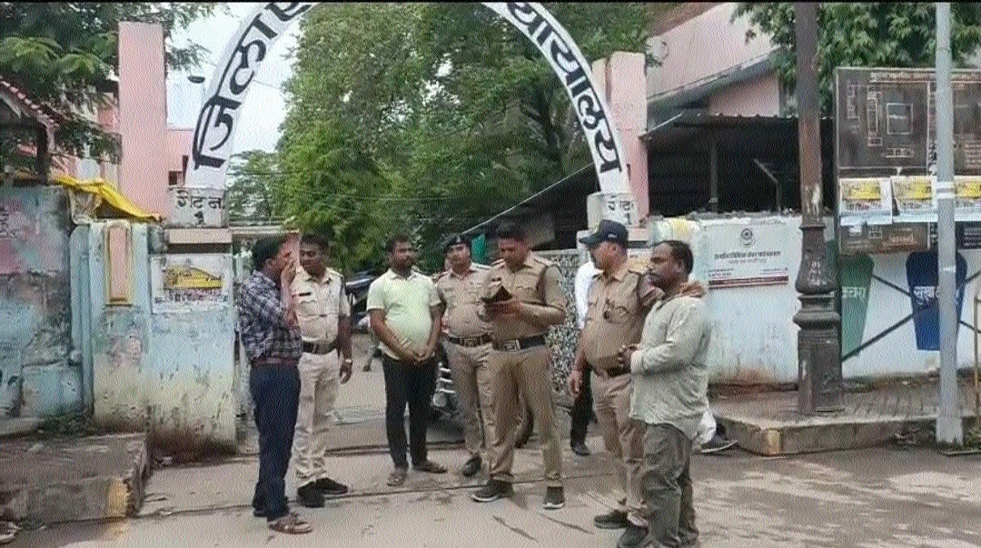 The main accused of drug trade in custody of Chorhata police