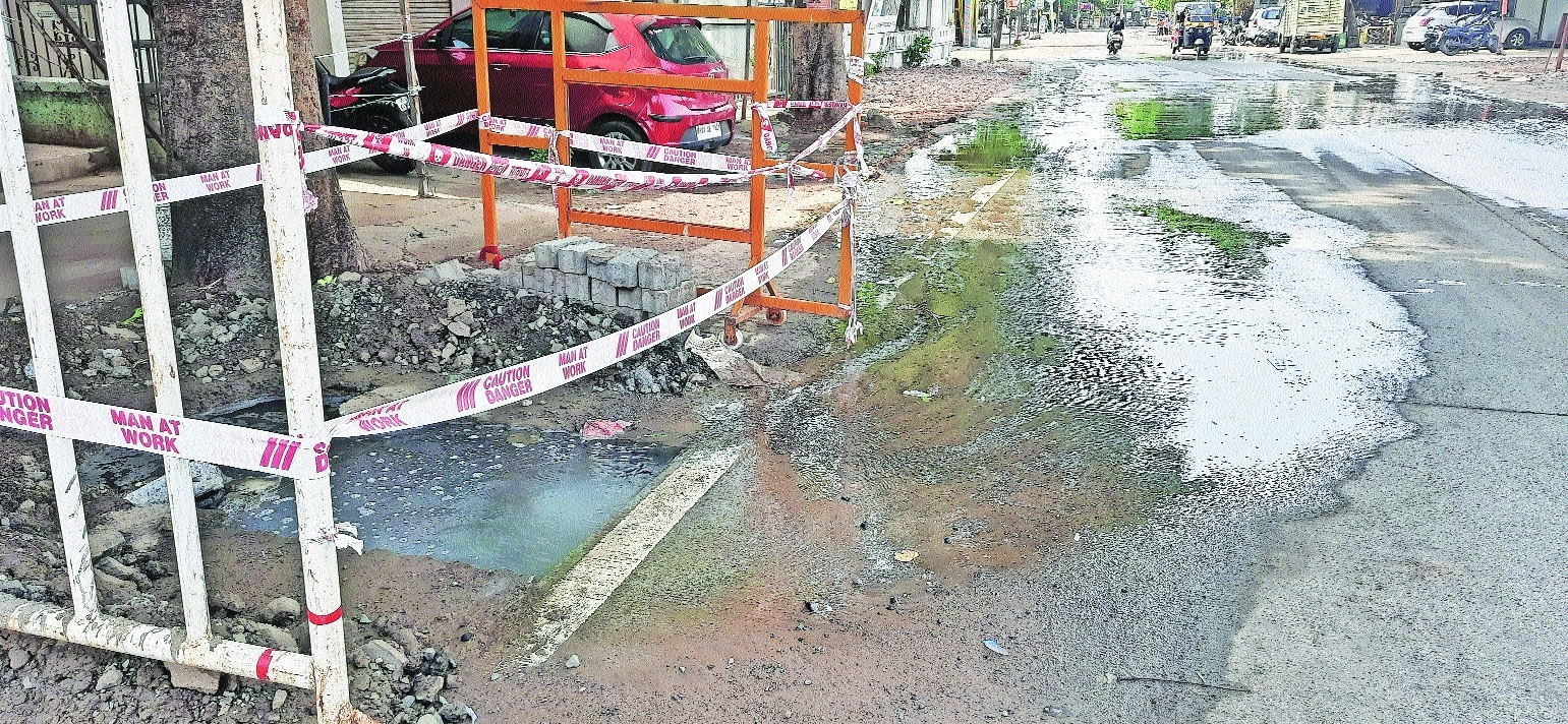 Sewage spilling from the stormwater drain on Pipla Road