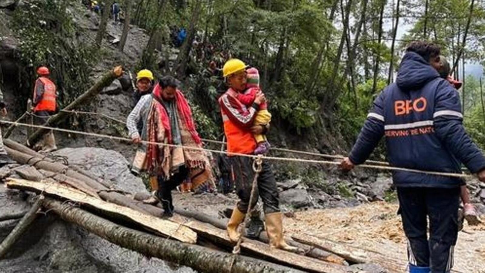 Stranded civilians rescued from landslide hit areas