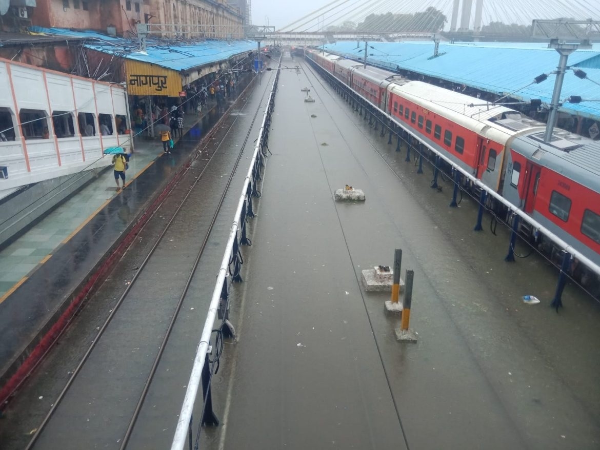 Heavy rains snap access to Nagpur Railway Station