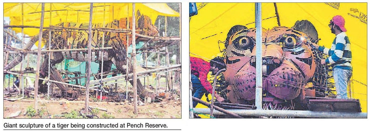 Huge tiger sculpture made of scrap 