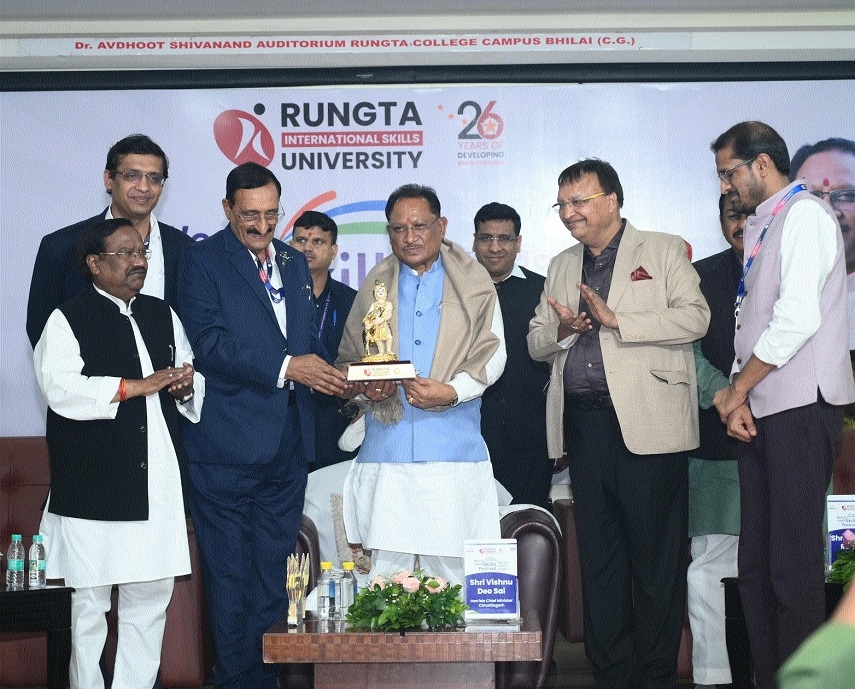 CM Sai being felicitated with a memento at the function