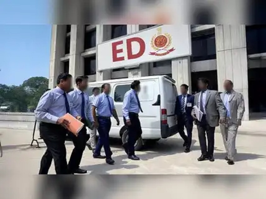 Monday arrested Sandeep Yadav and Arvind Walia