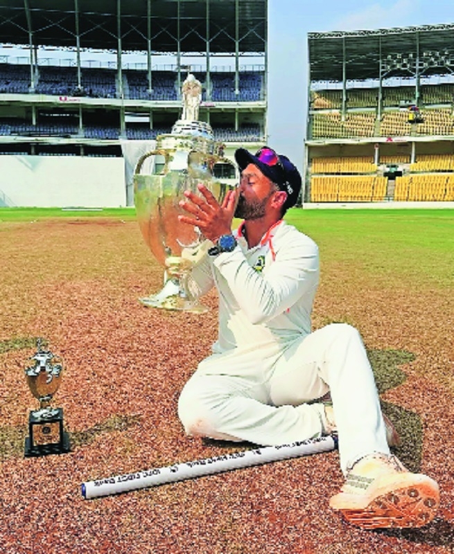 PROFESSIONAL Karun Nair 