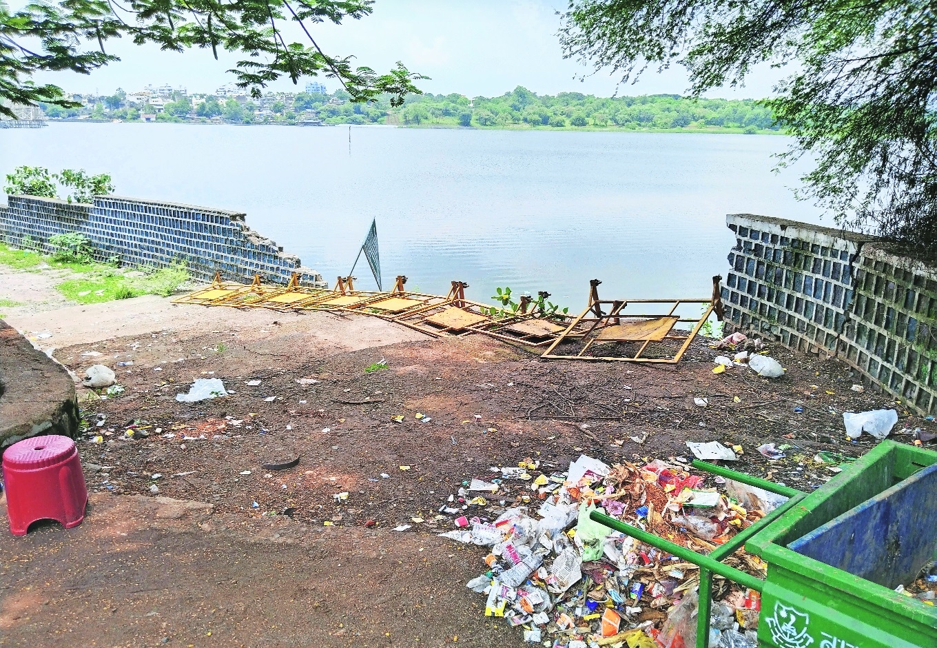 walls of Futala lake