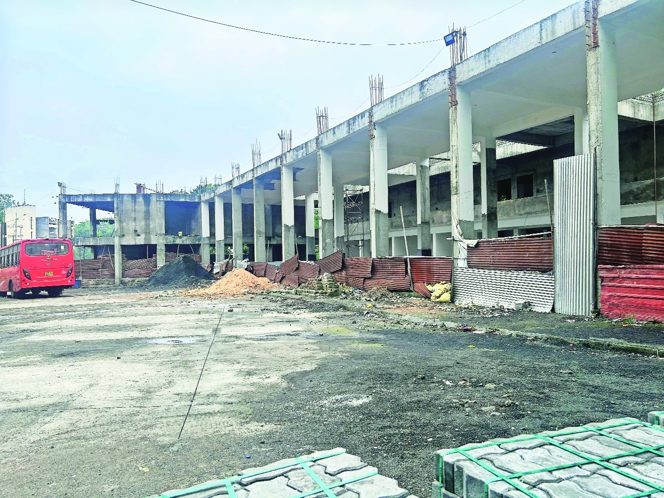 The under construction new bus stand which will accommodate 10 buses 