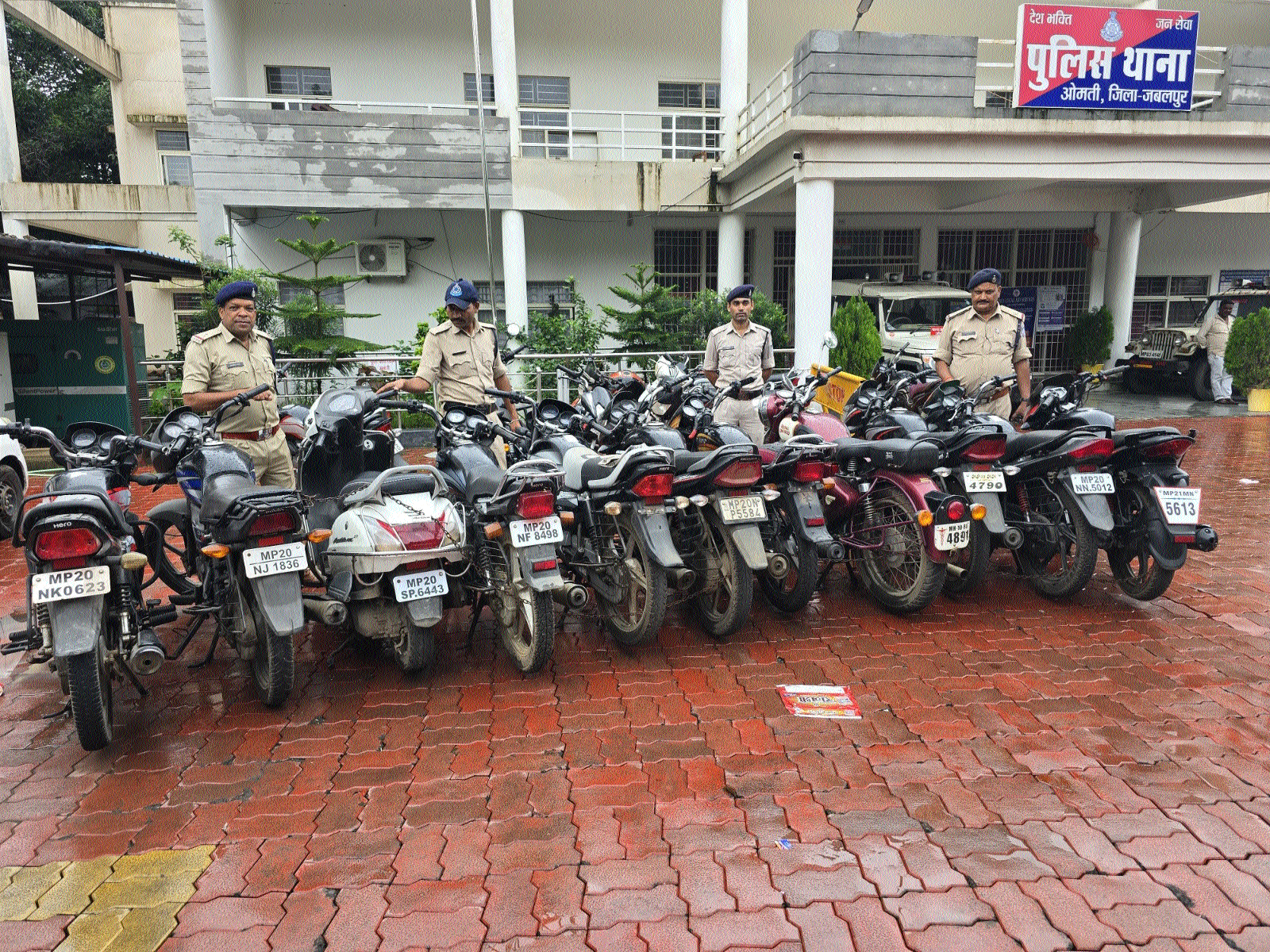 Habitual thief arrested