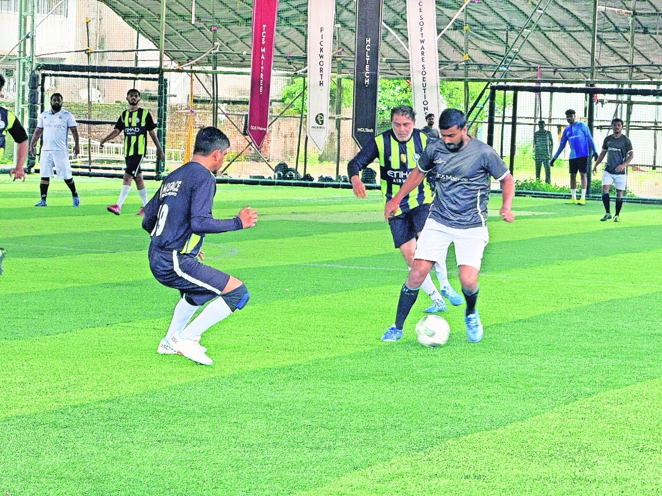 TCS Infosys make it to KOs