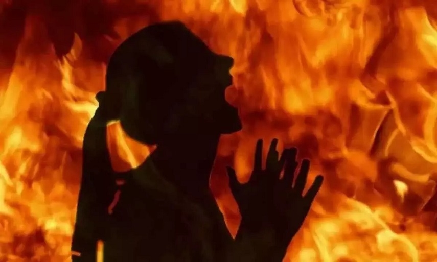 Girl dies after setting self on fire in Odishas Bargarh