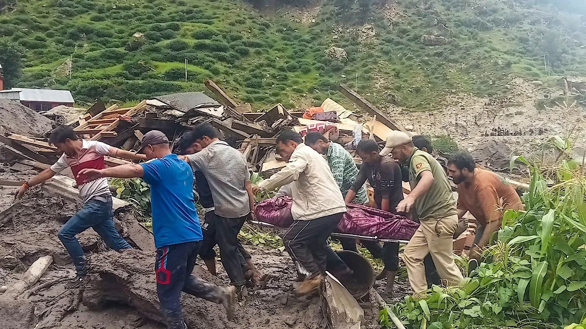 46 killed in massive cloudburst in JK 167 rescued