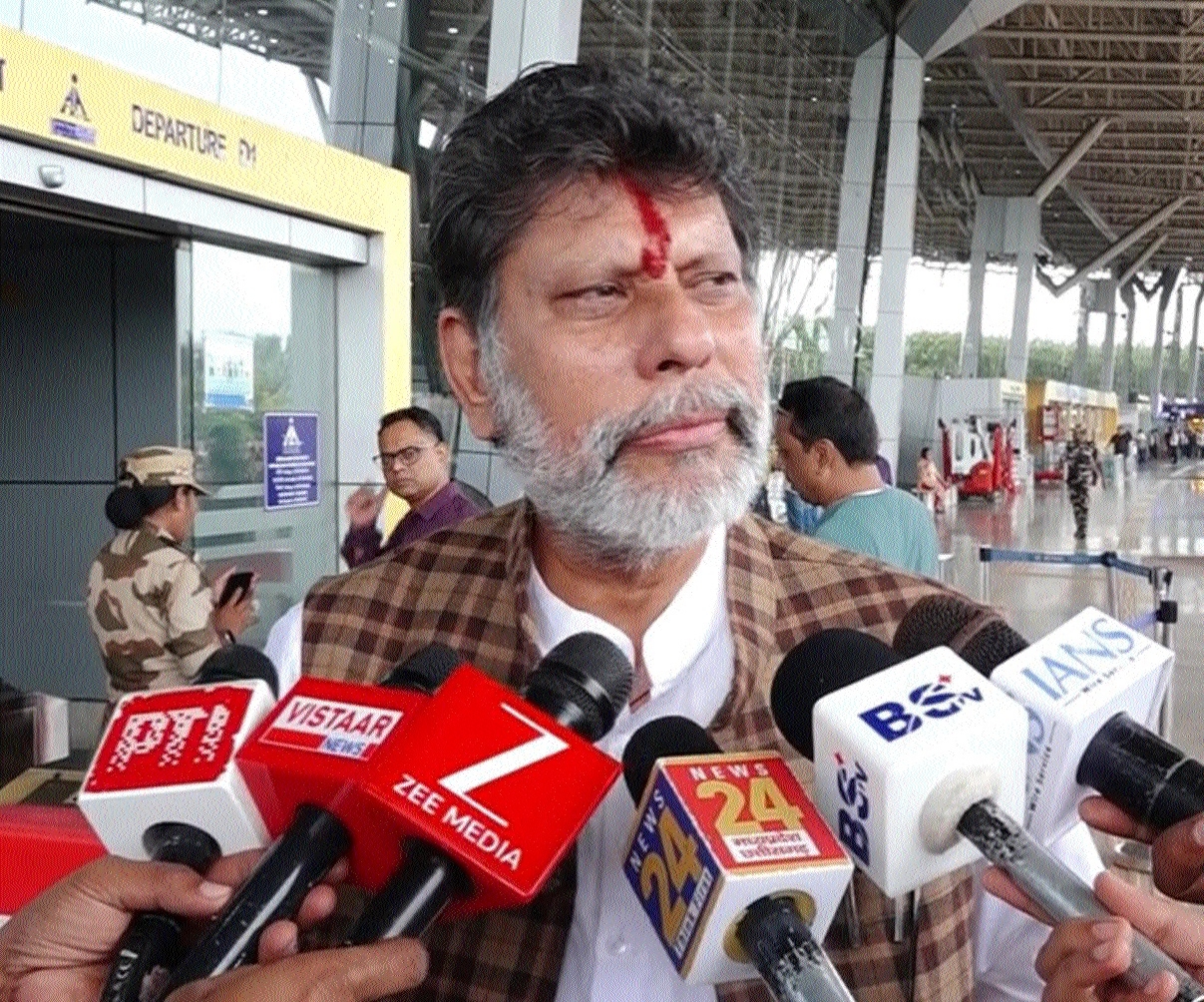 BJP State President Kiran Singhdeo interacting