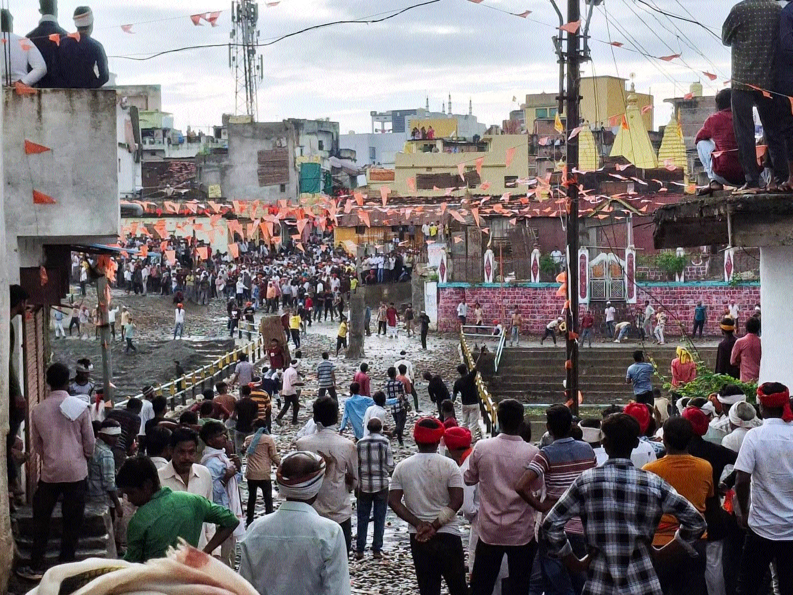 Pandhurna’s Gotmar Mela