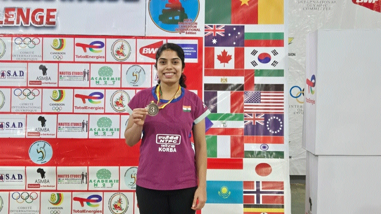 Aakarshi Kashyap clinches 