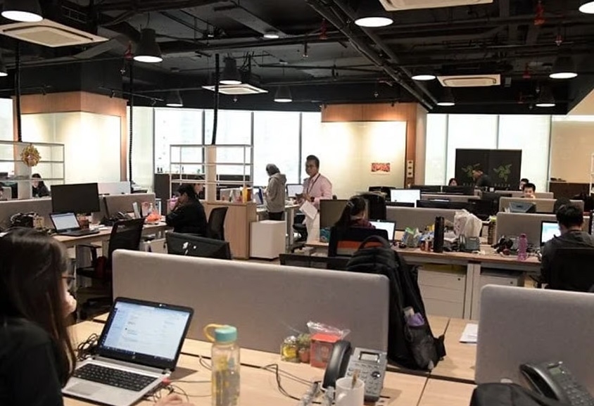 Maharashtra considering move to increase working hours 