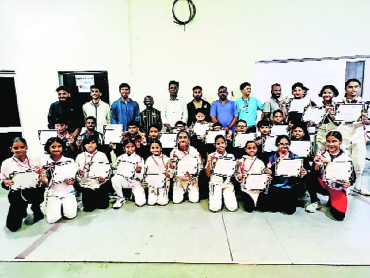 Fencers Sai Ketan clinch golds