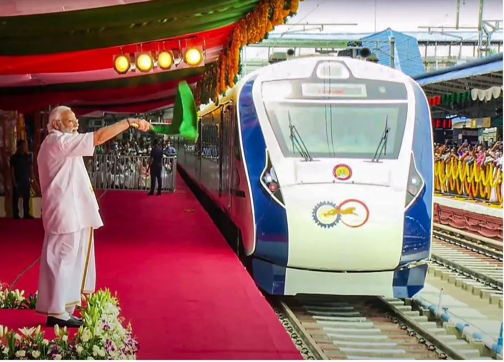 PM to flag off maiden Ngp-Pune Vande Bharat Express