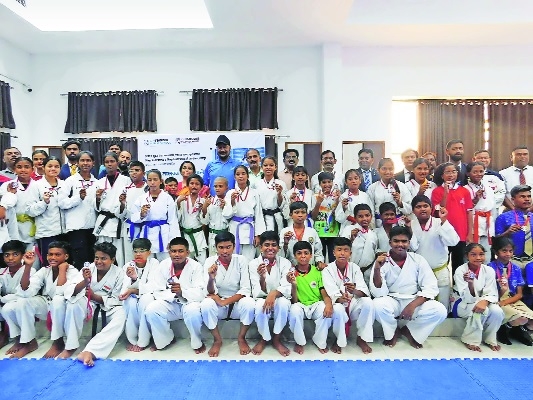 Atharva Siddhant and Deepak win karate golds