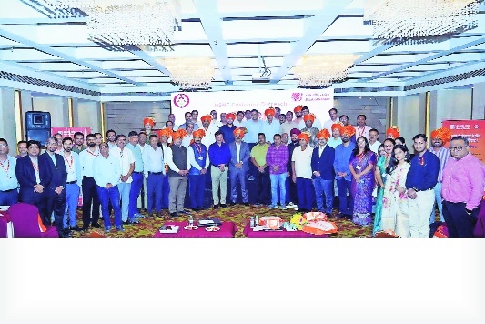 Bank of Barodas Zonal Head  General Manager Shailendra 