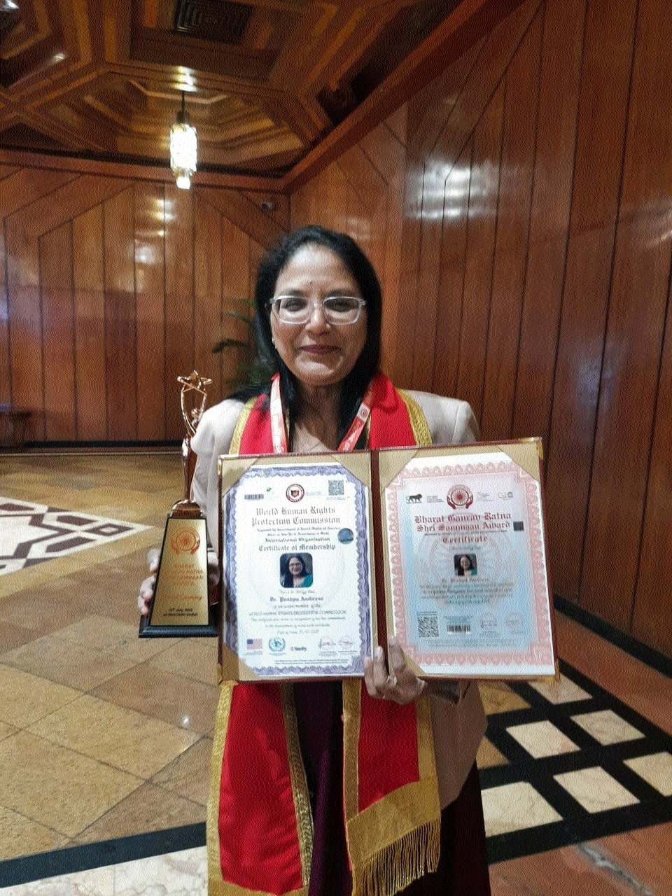 Bhilais Pushpa honoured 