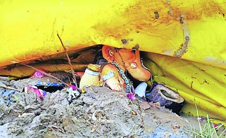 Administration researchers clueless on eco-friendly disposal of PoP idols