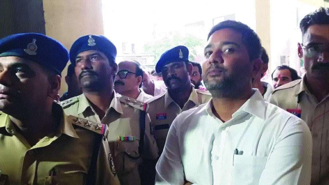 Chaitanya Baghel at centre of banking 