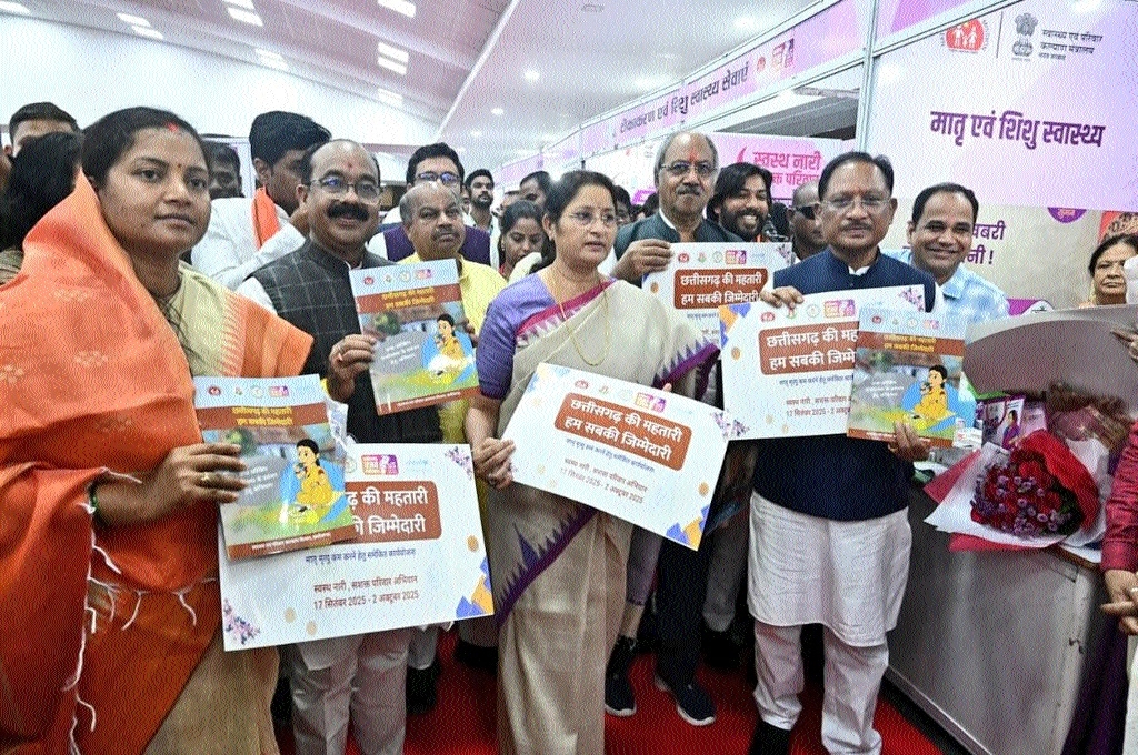 Annpurna Devi along with Chief Minister Vishnu Deo Sai