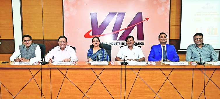 Credit ratings can aid cos in accessing finance