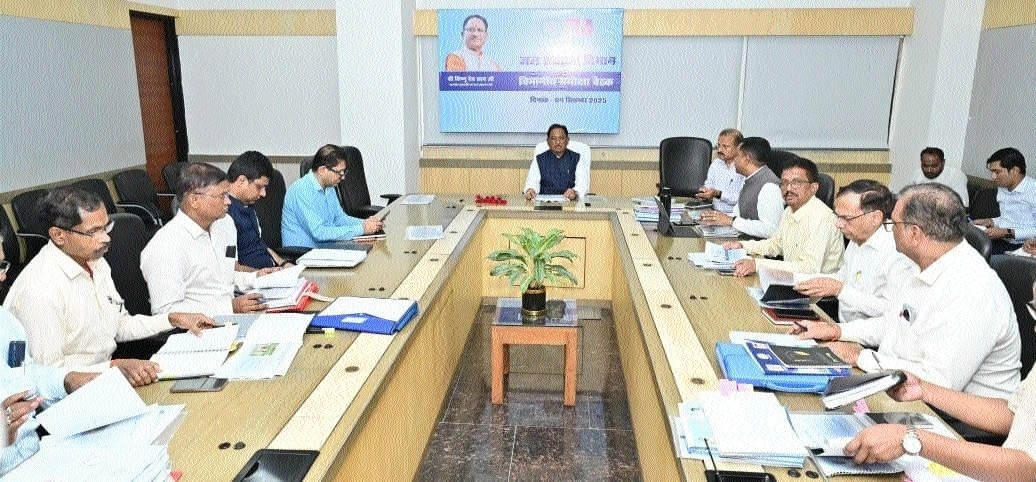 CM Vishnu Deo Sai chairing a meeting