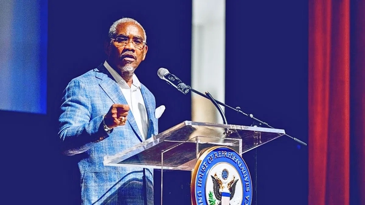 US lawmaker says Trumps tariffs threaten