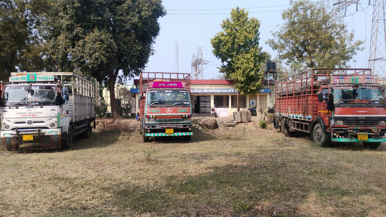 Three accused involved in stealing